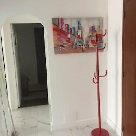 Daire Apt + Terrasse Proche Mer Et Gare Antibes